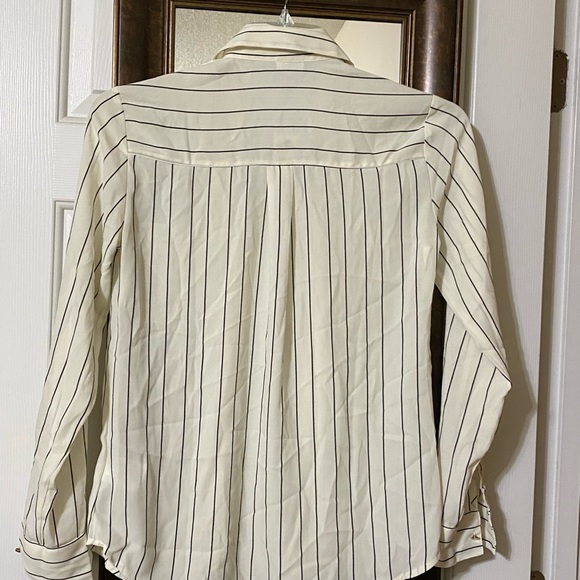 Express Slim Portofino Blouse, NWT, Small - Picture 3 of 6
